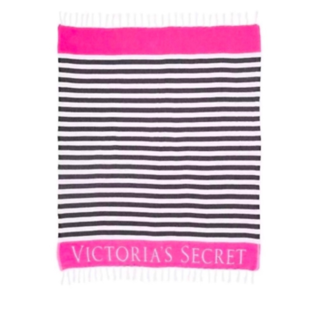 NWT VS LRG PINK STRIPED BEACH BLANKET THROW